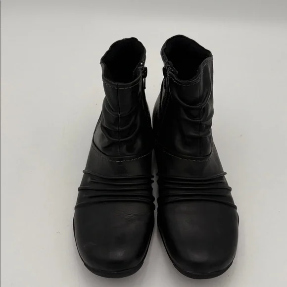 Clarks Black Ankle leather Boots women 8W Side Zipper casual office retro Y2K - Picture 11 of 11